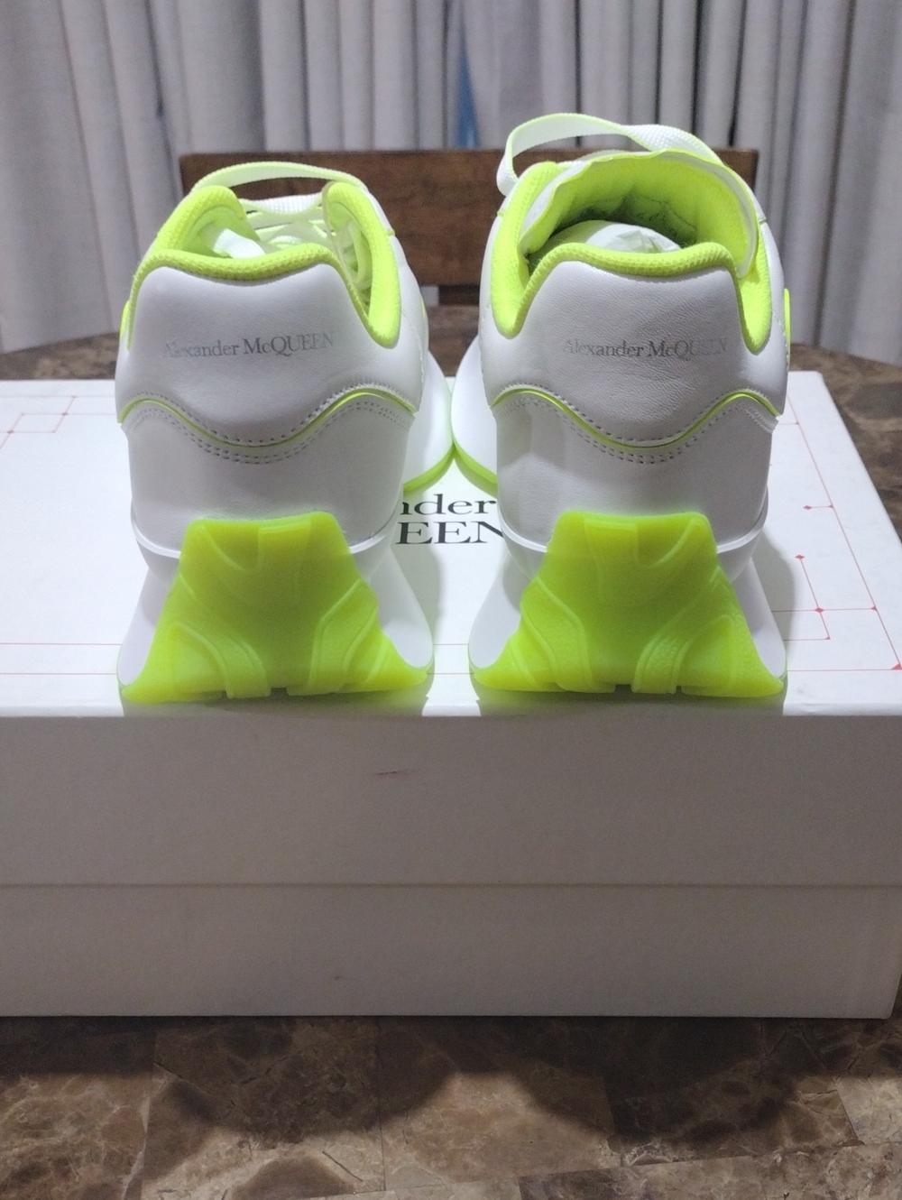 Alexander McQueen Sneakers - Picture 5 of 12